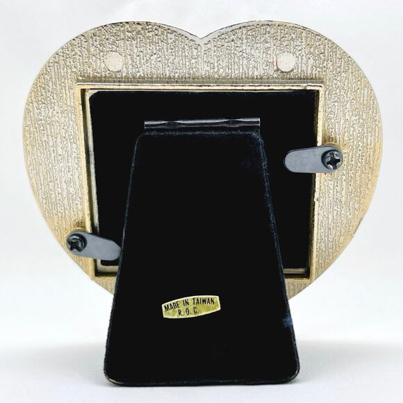 Vintage Heart Shaped Red Enameled Photo Frame w Ornate Gold Tone Accents (EUC) - Picture 5 of 10